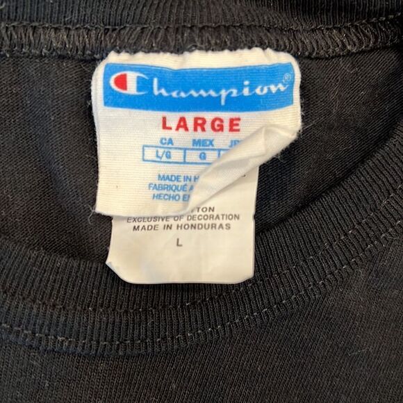 Men’s Champion T-shirt.  - Picture 5 of 7